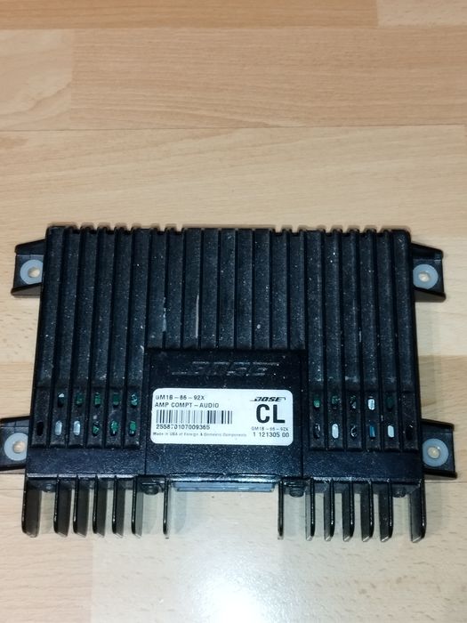 Wzmacniacz bosse GM1b6692X