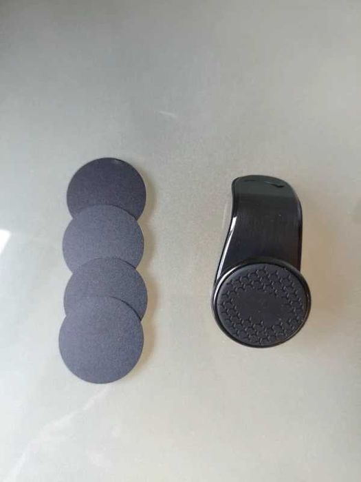 Suporte Magnético Telemóvel p/ Carro + 4 Discos Metálicos