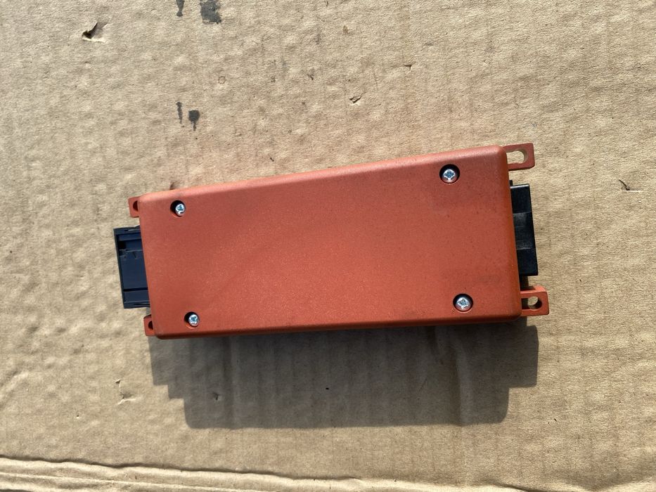 Audi a4b6 modul telefonu