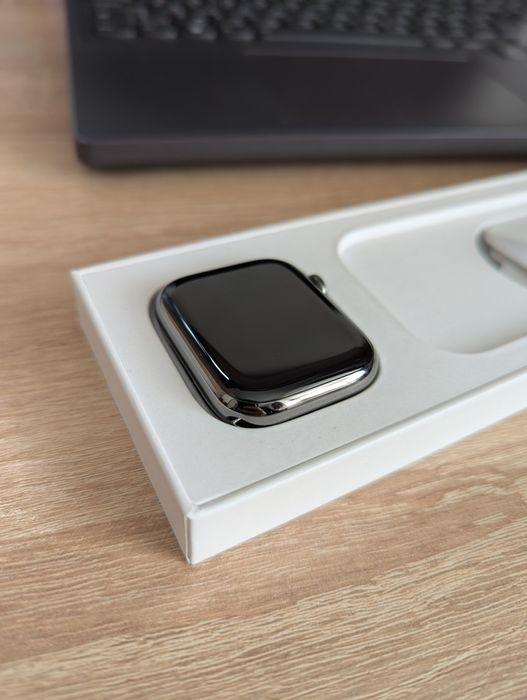Apple Watch Series 9 45mm Steel (iCloud) на запчастини / донор