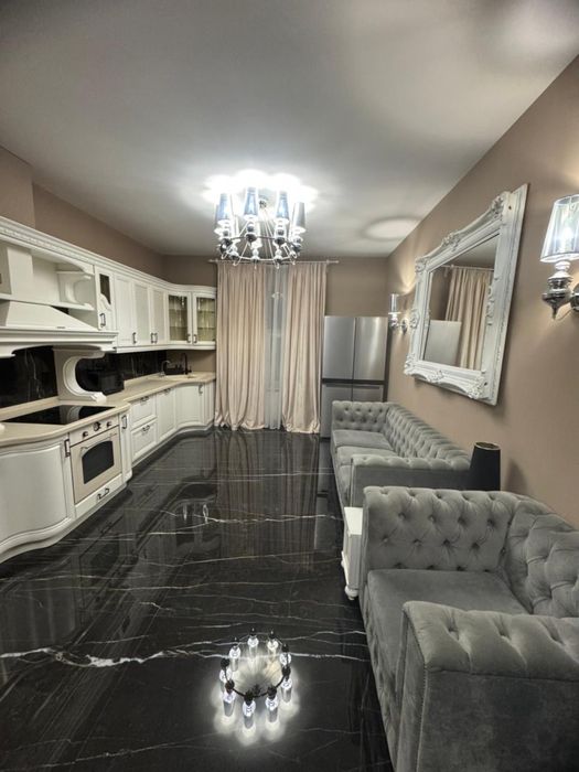 Довгострокова оренда 3-кімнатнов квартири Златоустівська 50