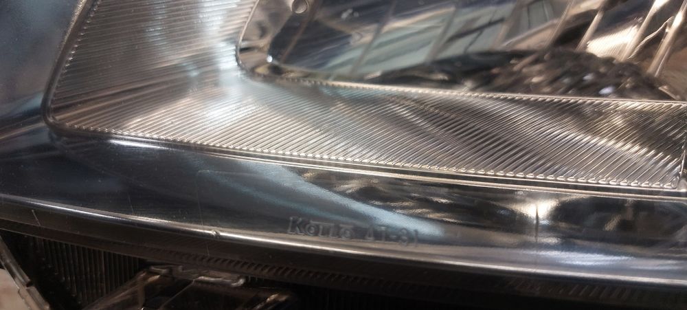 Reflektor Toyota Prius III lewa strona Koito