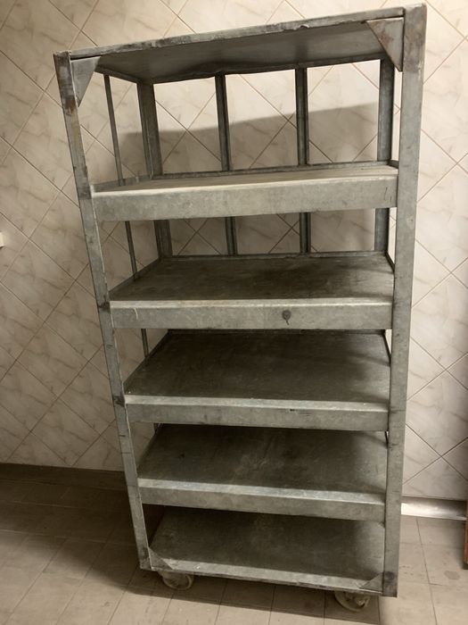 Wózek na jajka 24szt Regał stalowy ocynk na kółkach transportowy