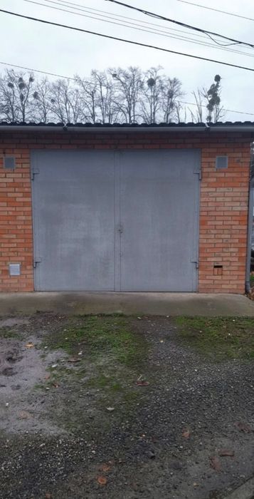 Продам Цегляний гараж Не кооператив. Електромережа, Гніванське шосе