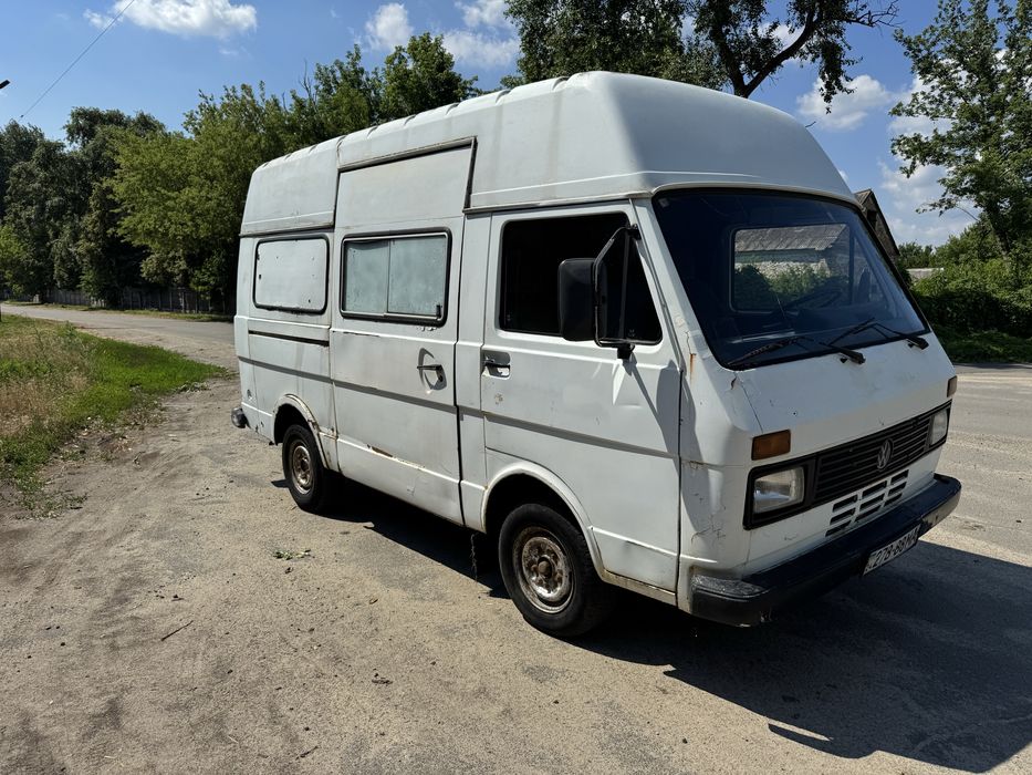 Volkswagen  Lt  2.4