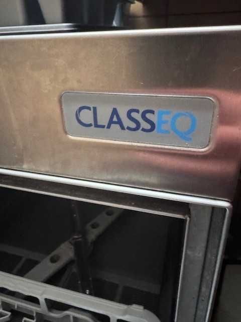 Zmywarko-wyparzarka przemysłowa  CLASSEQ D500