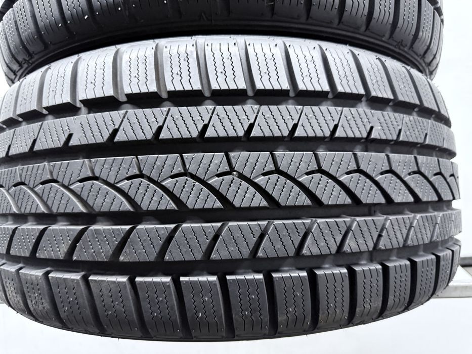 2шт зима 245/45/R17 9мм Falken Eurowinter HS439