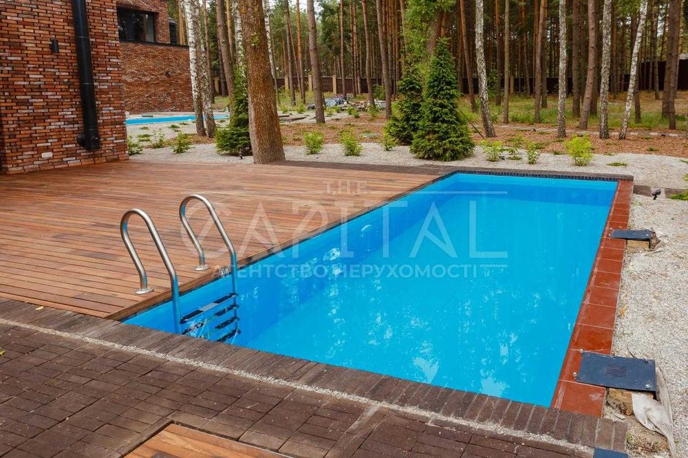 Продаж 2-поверхового будинку 200м2, с. Лебедівка, КМ Riviera Village
