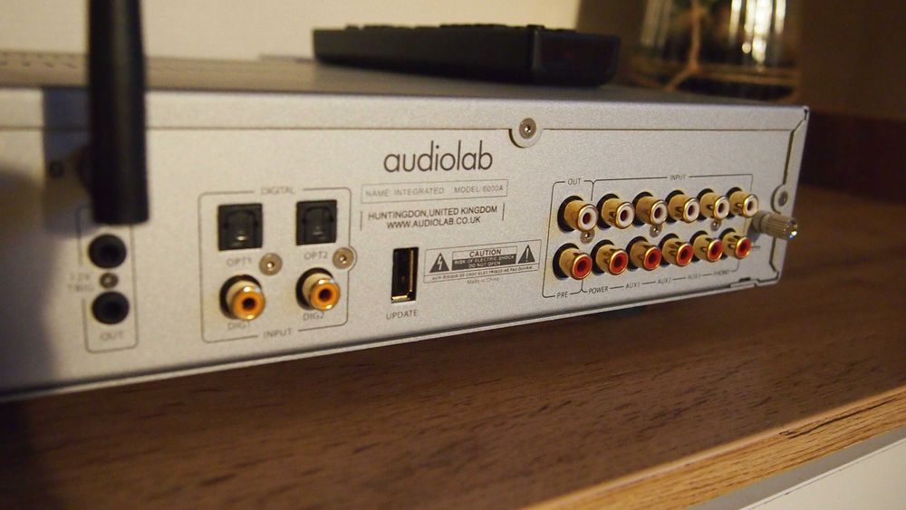 Audiolab 6000a, wzmacniacz stereo, bluetooth