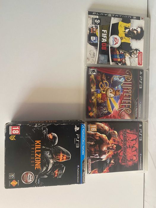 PlayStation 3/PS3 CECHA01 Unikat + 3 pady + 4 gry