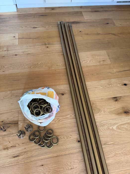 Varão para Cortinas 2,5 m – Conjunto Completo (4 Varões + Argolas + Suportes)