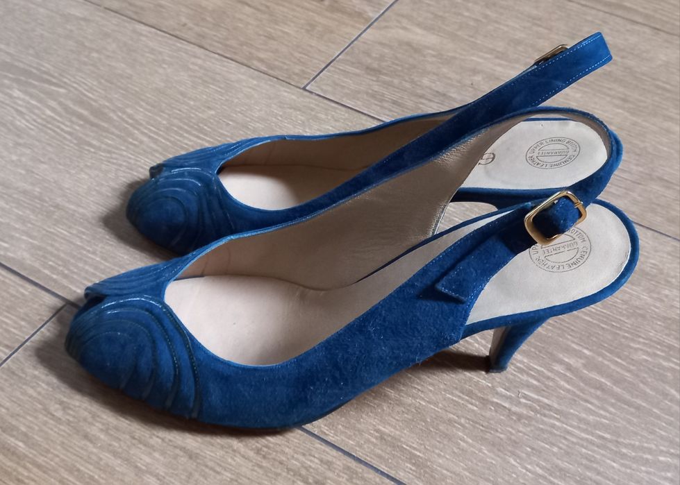 Kobaltowe buty 39 skórzane