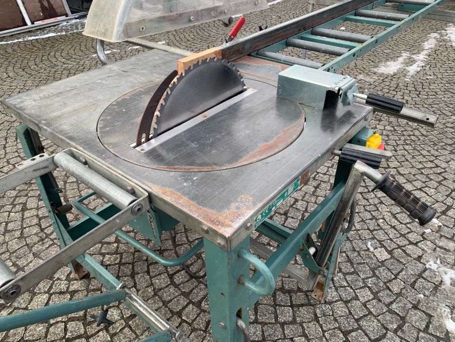 Piła Stołowa do drewna Ciesielska Cyrkularka Stoły rolkowe Ernex 1603