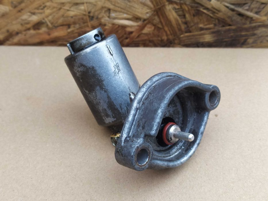 Датчик рівня масла Мерседес 124 Mercedes 124