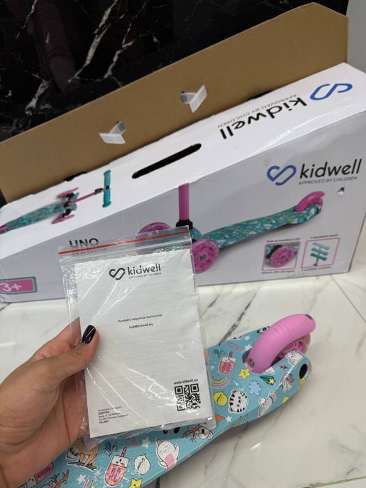 Самокат триколісний Kidwell Uno Happy для дівчинки рожевий бірюзовий