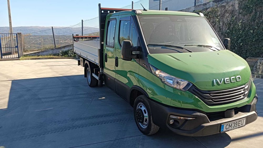IVECO DAILY 40C16 3.0 160 CV – 7 LUGARES – BASCULANTE – 2025