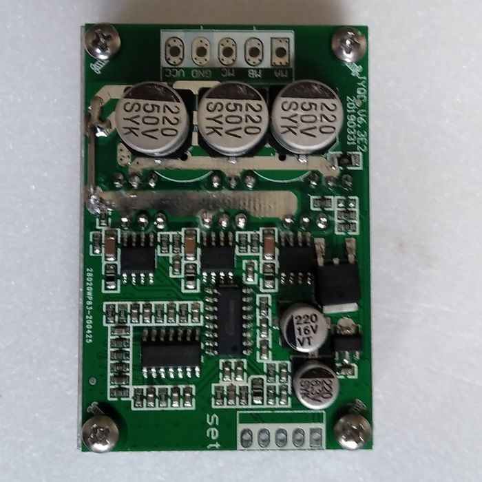 Драйвер для моторов без датчиков хола  400W  36V
10-36V
До 16A
400W