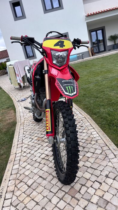 Honda CRF 250 L (2020) – Apenas 1.240 km – Equipamento Premium (+ Material Original)