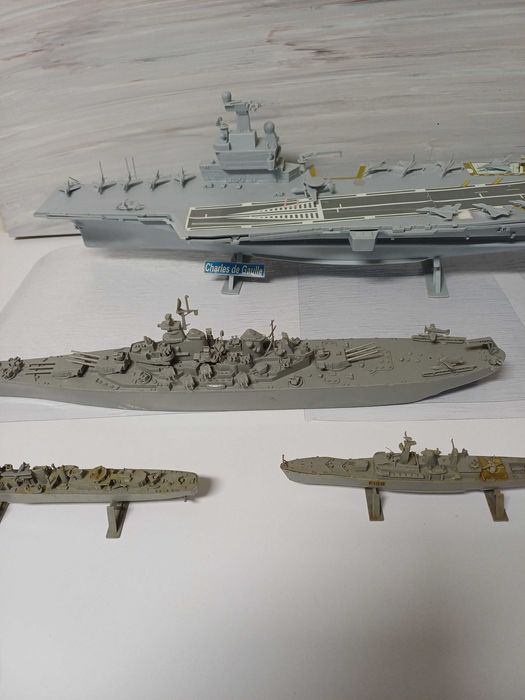 Kit´s montados de modelismo 10 unidades