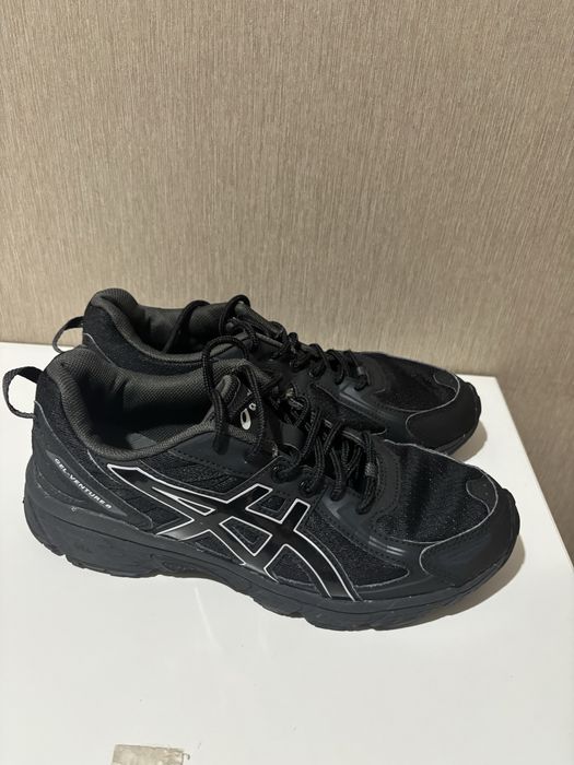 Tenis da asics original, semi novo