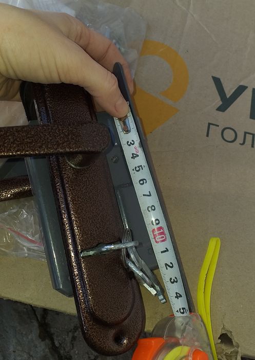 Продам новый замок на калитку  днепропетровск с ручками комплект.