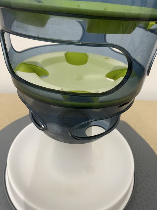 Dispensador de comida comedor gatos