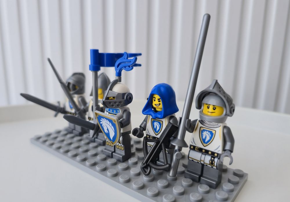 Nowe zestaw 5x Lego Rycerz Herbu Konia Castle