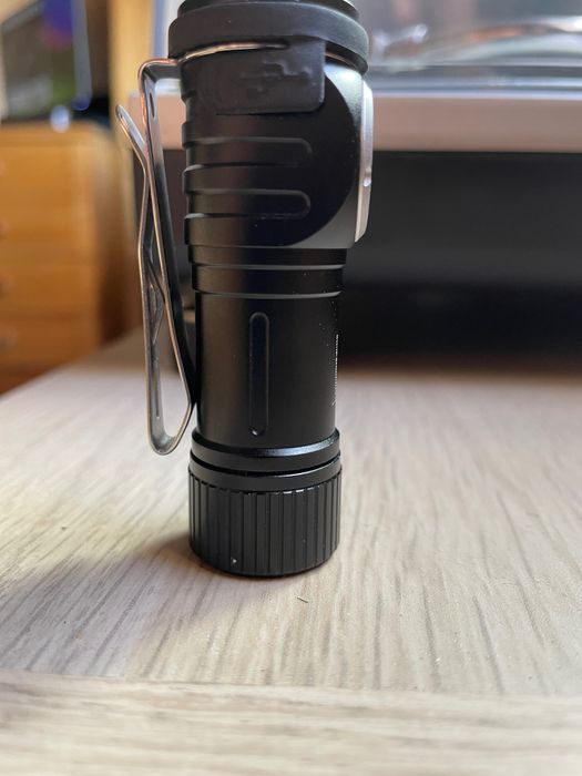 Vendo lanterna Fenix LD15R