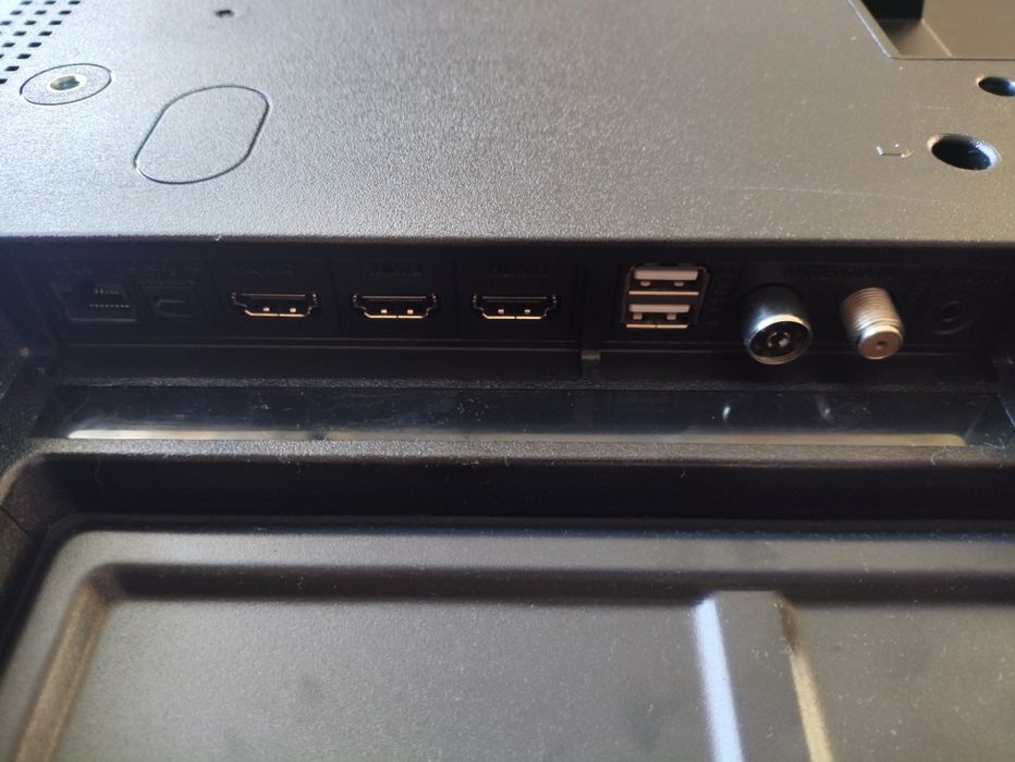 Телевізор TESLA 55