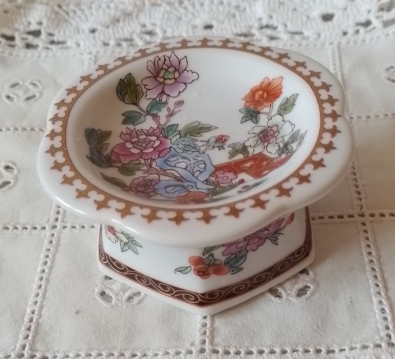 Saleiro em porcelana NG