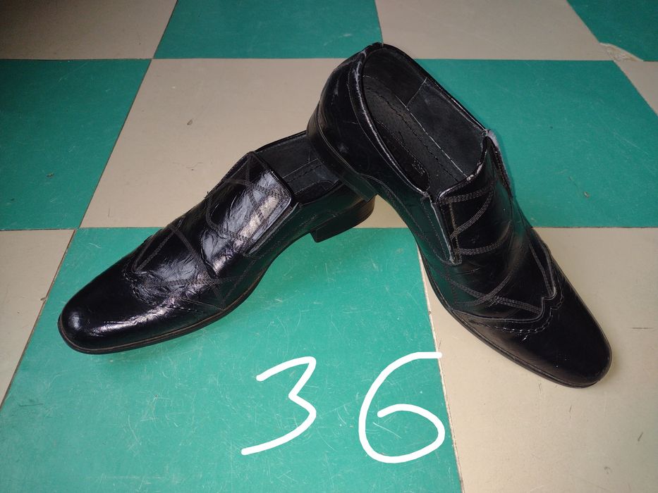 Продам туфлі шкіряні рр 36 , 40