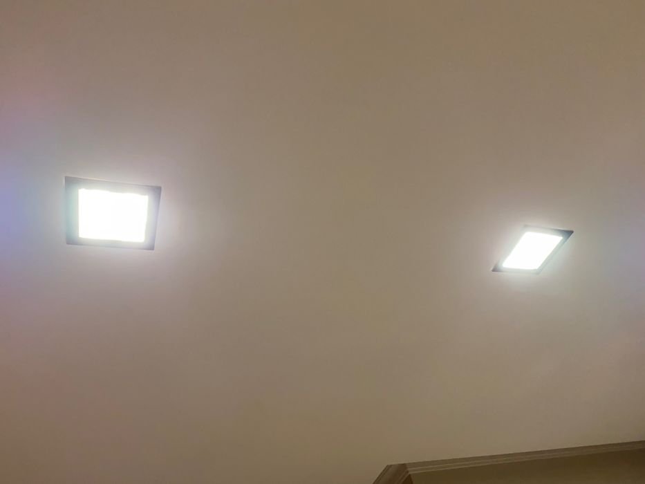 Focos/projectores como novos