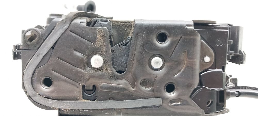 Fechadura / fecho porta trás esquerdo SKODA Fabia III Break (NJ5)