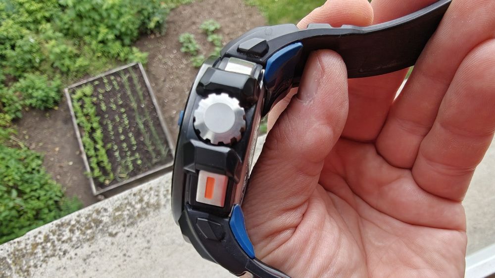 Casio g-shock gwn-Q1000