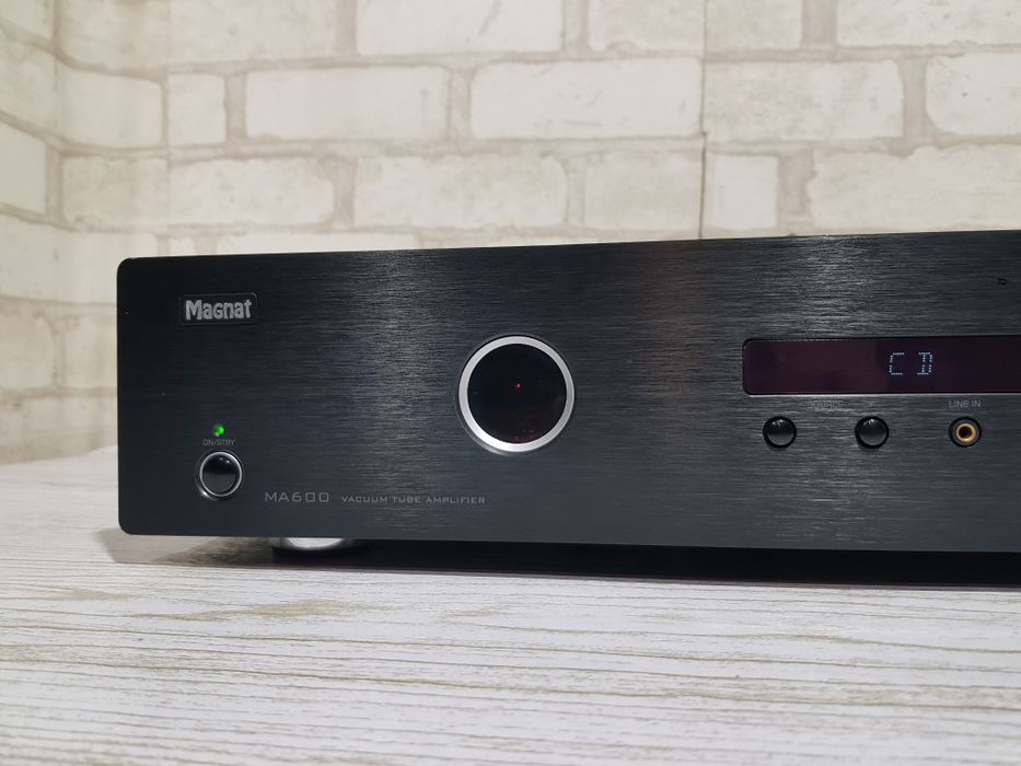 HI-End Стерео підсилювач MAGNAT MA-600, *2x150 Вт, Bluetooth, б/у з Ні