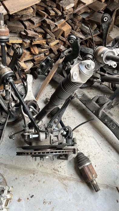 Hyundai ioniq 5 стійки задні 2022 2023 2024 2025