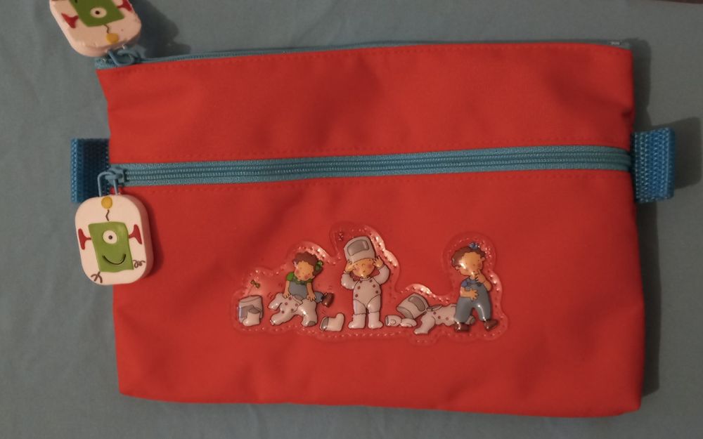 Estojos para criança