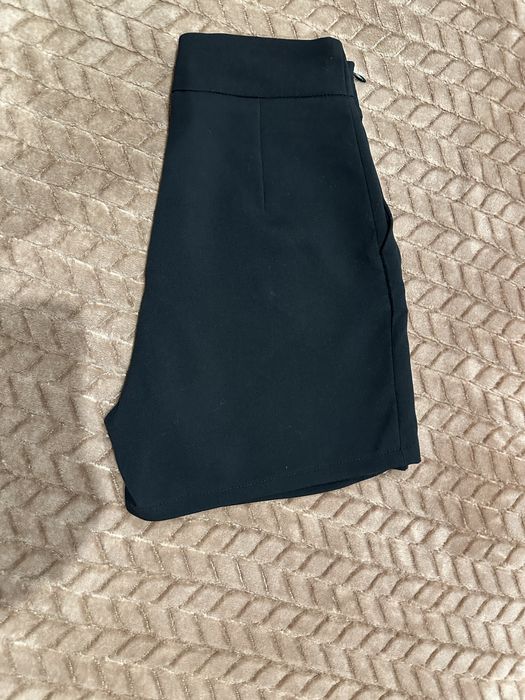 Чорні шорти, брючні шорти, класичні