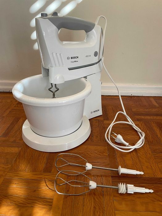 Batedeira BOSCH ErgoMixx 450 W - com taça, como nova!