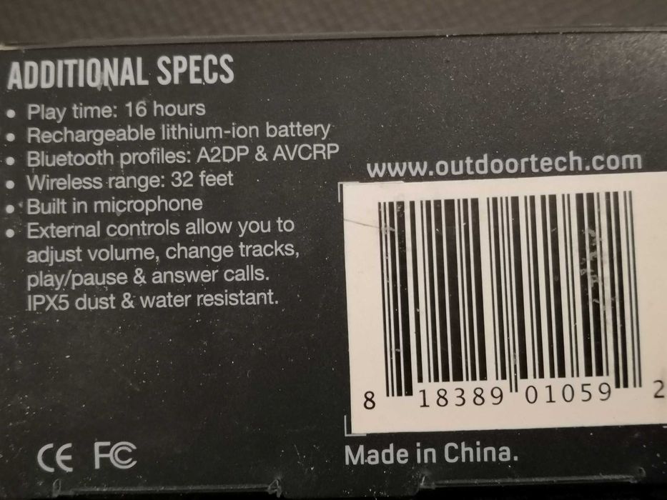 Coluna bluetooth Outdoor Tech Buckshot, portátil, IPX5, NOVA em caixa