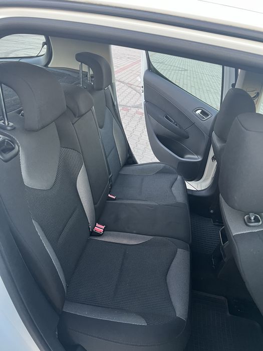 PEUGEOT 308 Automat
