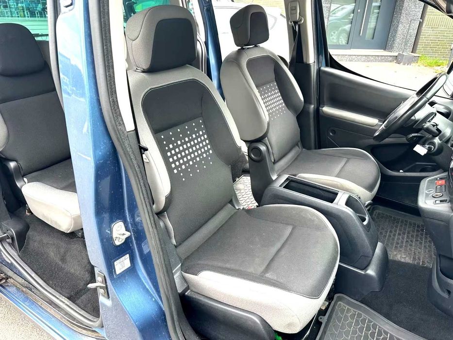 Berlingo BlueHDi 100 TPMR ETG6, Rampa Cadeira de Rodas, Homologação DUA, IPO válida, Garantia 18M, Profissional
