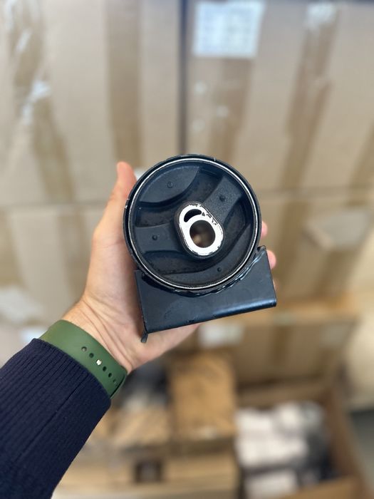 Подушки двигуна Dodge Grand Caravan