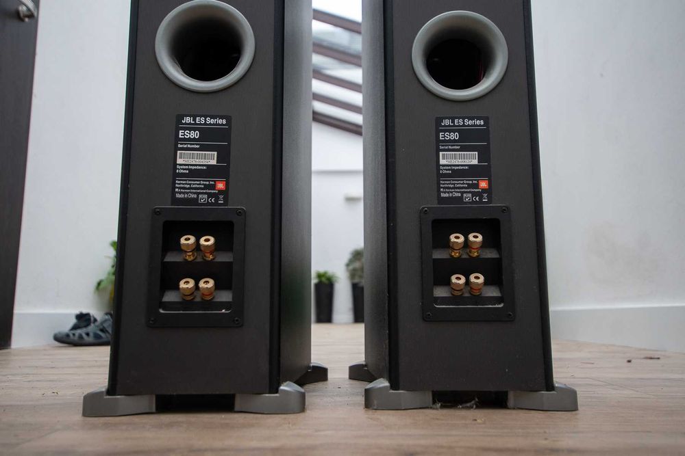 JBL ES80 Zgrabne i dzielne kolumny :)