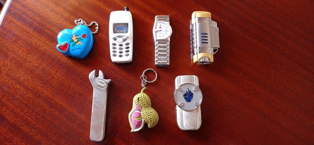 Isqueiros todos 5 euros