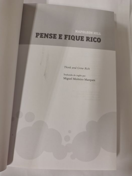 Pen$e e Fique Rico, de Napoleon Hill