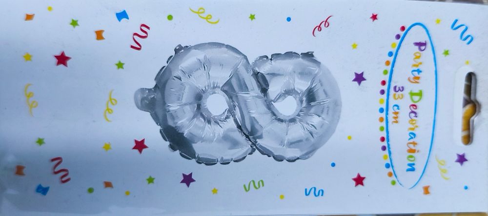 Vários números para aniversário coloridos