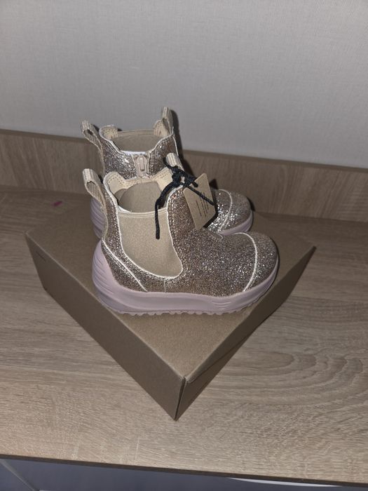 Чоботи ботінки демісезон для дівчинки фірмові нові устілка 16.5 см