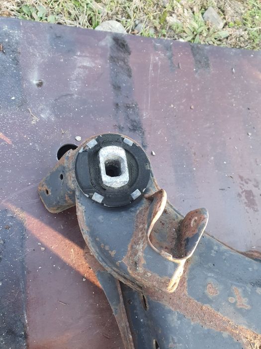 Задній підрамник, балка Mercedes W210 e-class e220