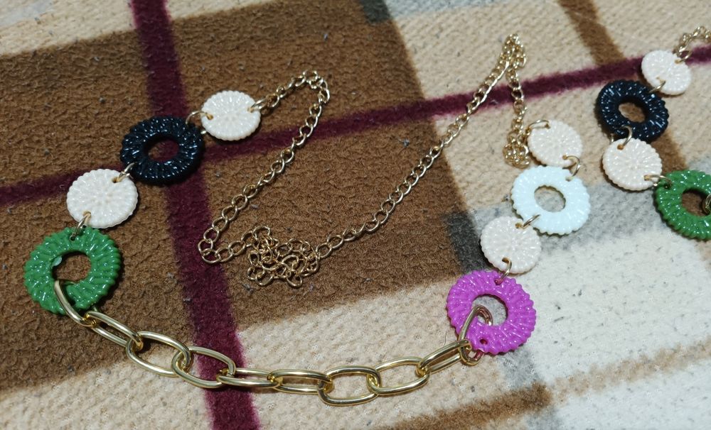 2 colares multicolor